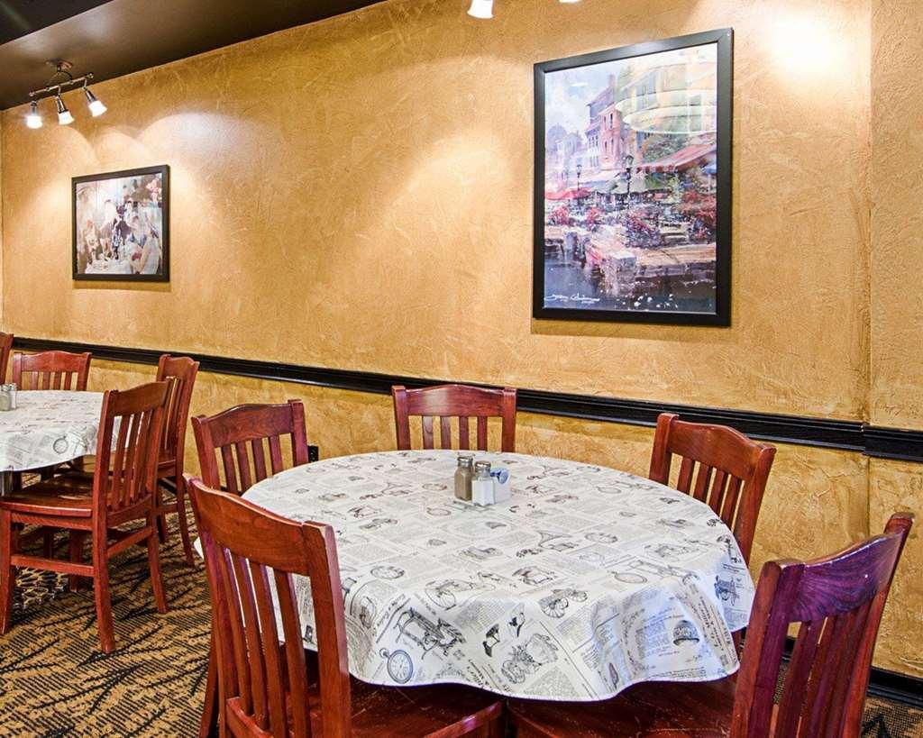 Quality Inn Lewisburg Restaurant foto